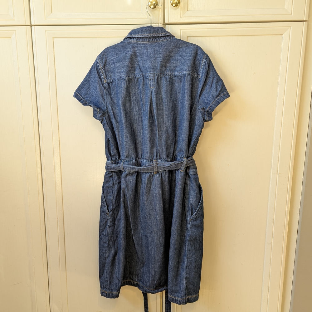 Casual Denim Shirt Dress with Belt - Picture 2 of 4